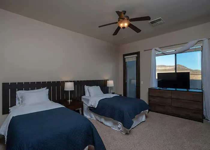 Valley-view Pool & Hot Tub In Foothills Holiday home Mesa